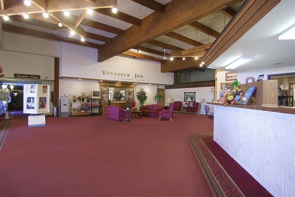 Voyageur Inn And Conference Center Reedsburg Interior photo